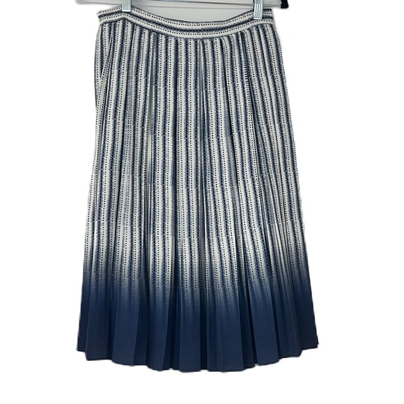 Les Competti woman’s ombré blue pleated midi skirt size 4 - Picture 3 of 7